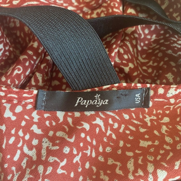 Papaya brand Red and White Pattern Sleeveless Top - Picture 7 of 7